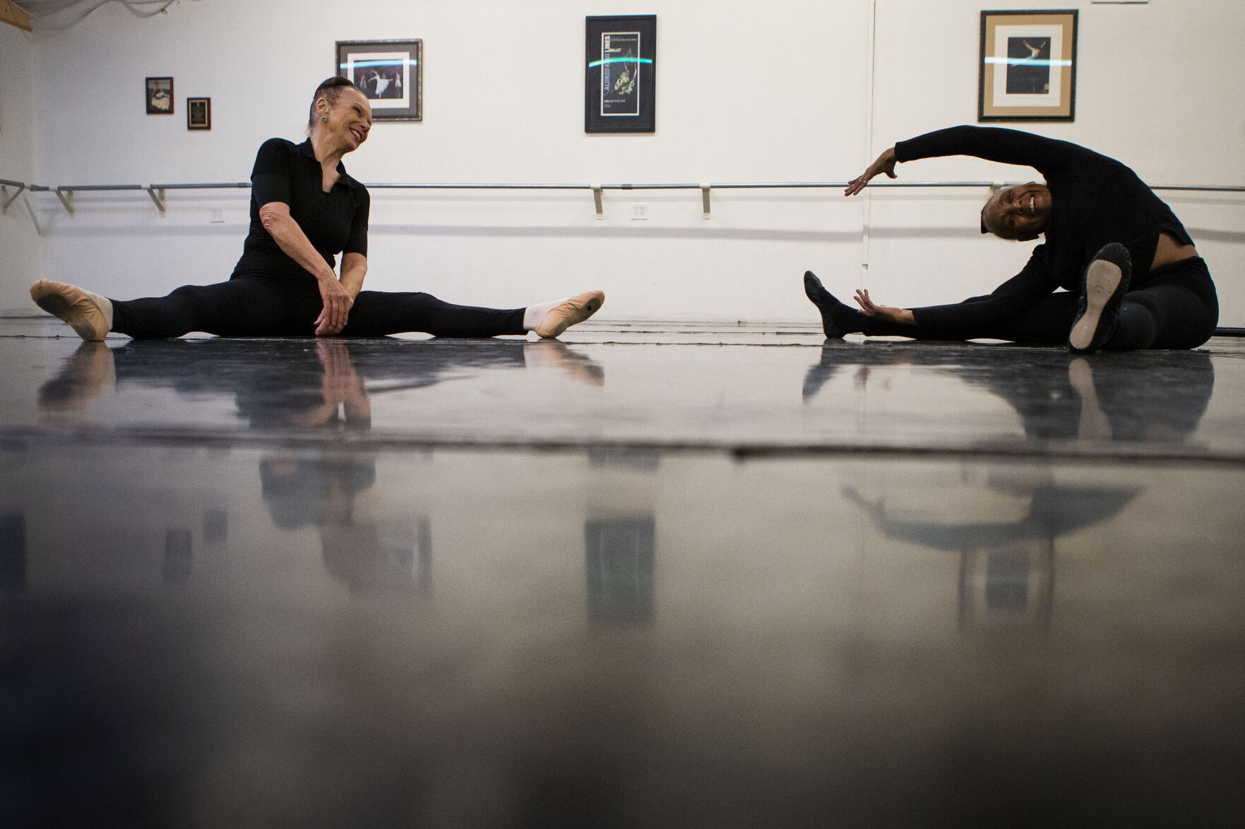 12xx21-news-BlindBalletDancer07.JPG